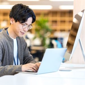 いて座の男性